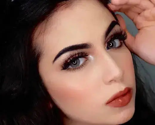 SELENA GRAY.